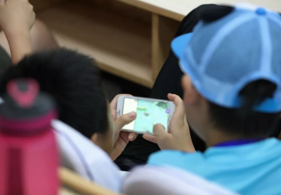 学习类 APP 乱象丛生：游戏泛滥，互动作业 APP 变身游戏平台